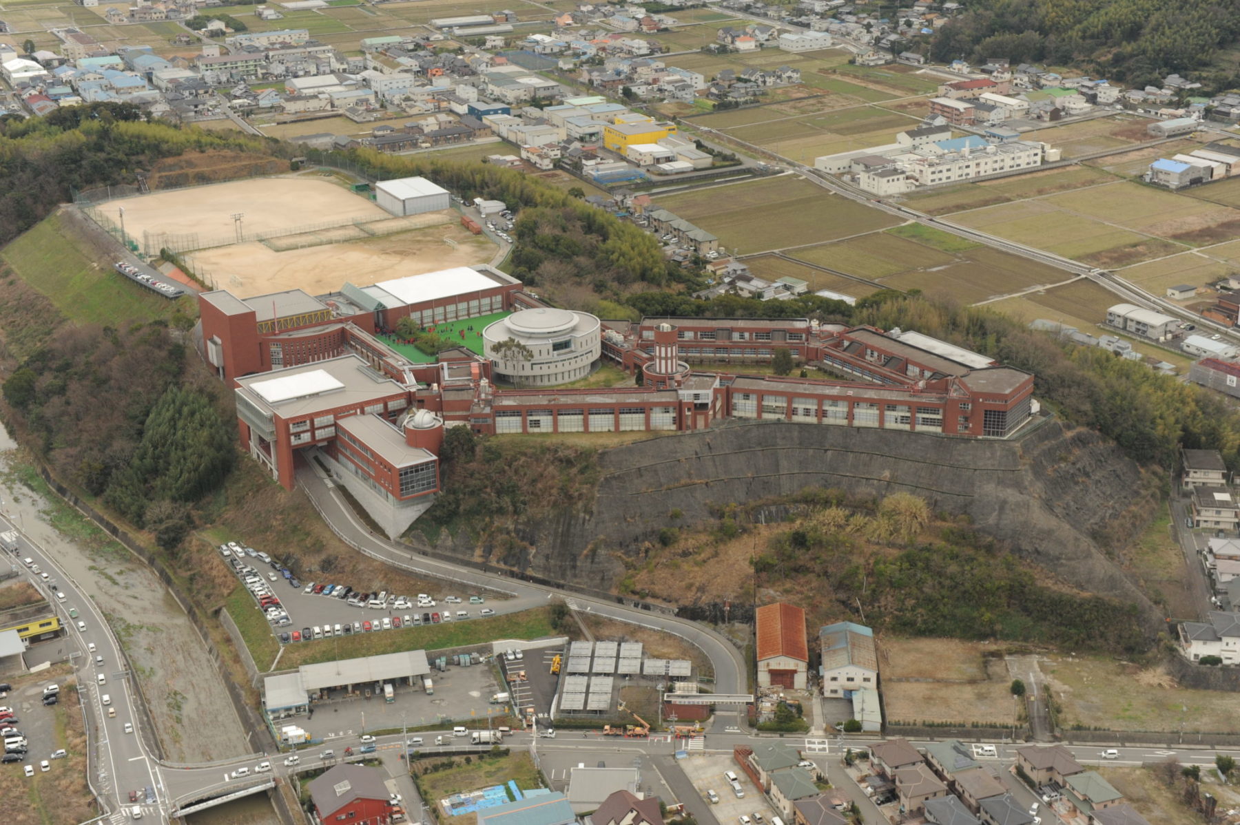 智辯学園和歌山高等学校校内画像