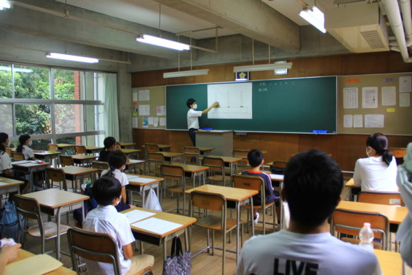 小学生対象学校見学会(8/29)申込〆切間近
